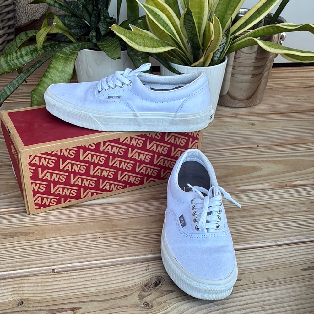 Vans Classic White Canvas Shoes 9